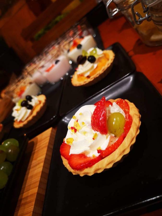 Hof Hotel Garden カウナス エクステリア 写真